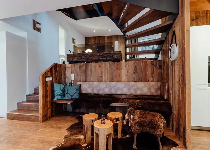 Patricia By Monicare